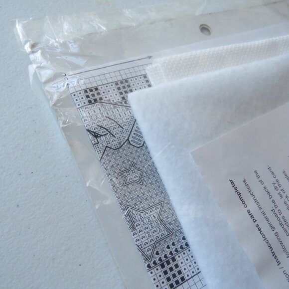 Holiday Minis Mary Engelbreit Bucilla 30 Value Pack Kit #86138, 2008 - Picture 8 of 10